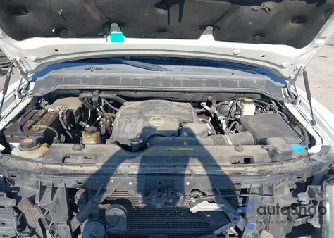 2010 Nissan Armada Platinum z USA, uszkodzony, nr VIN 5N1BA0NF1AN601503